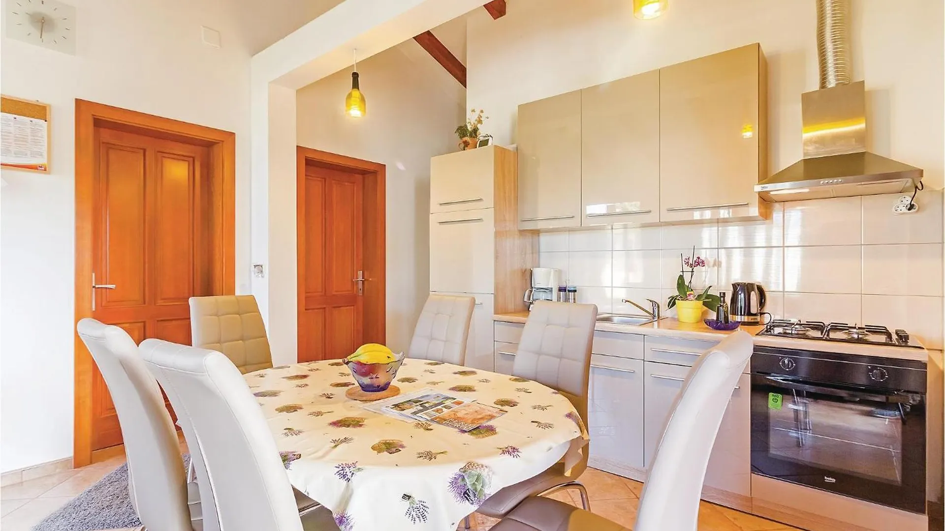 Holiday home 3 Bedroom Beautiful Home In Vodnjan