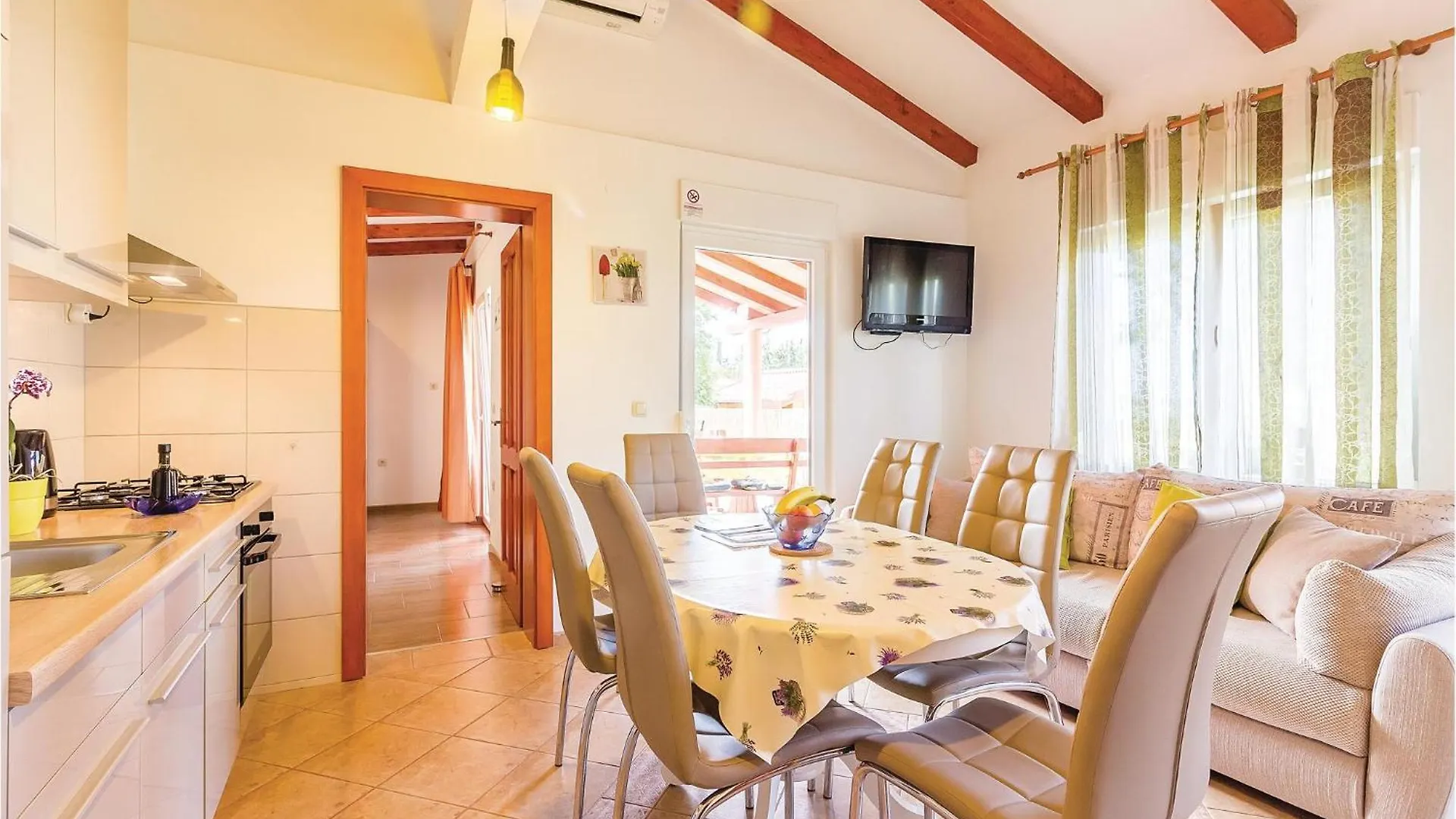 3 Bedroom Beautiful Home In Vodnjan