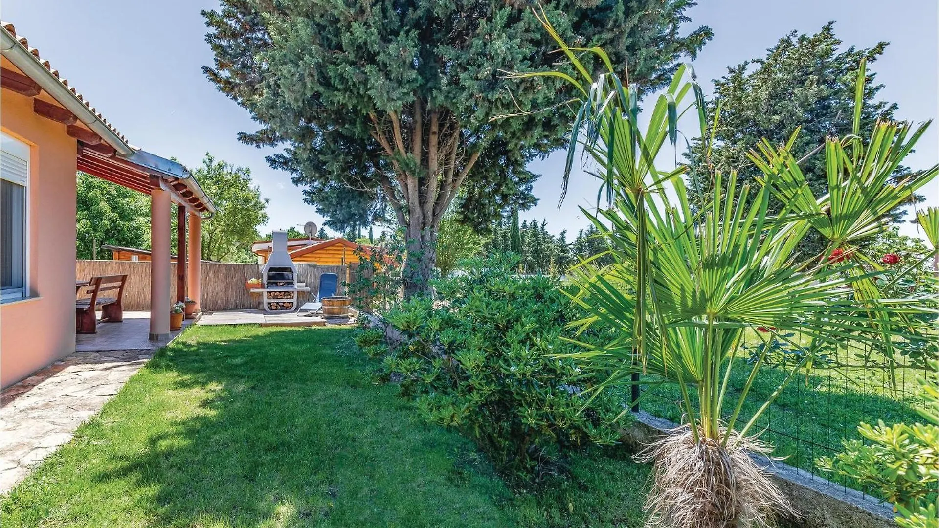 3 Bedroom Beautiful Home In Vodnjan Holiday home
